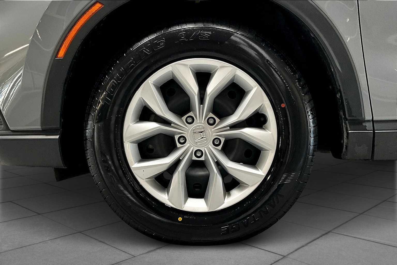 2024 Honda CR-V LX photo 10