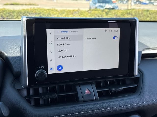 2025 Toyota RAV4 Hybrid XLE photo 6