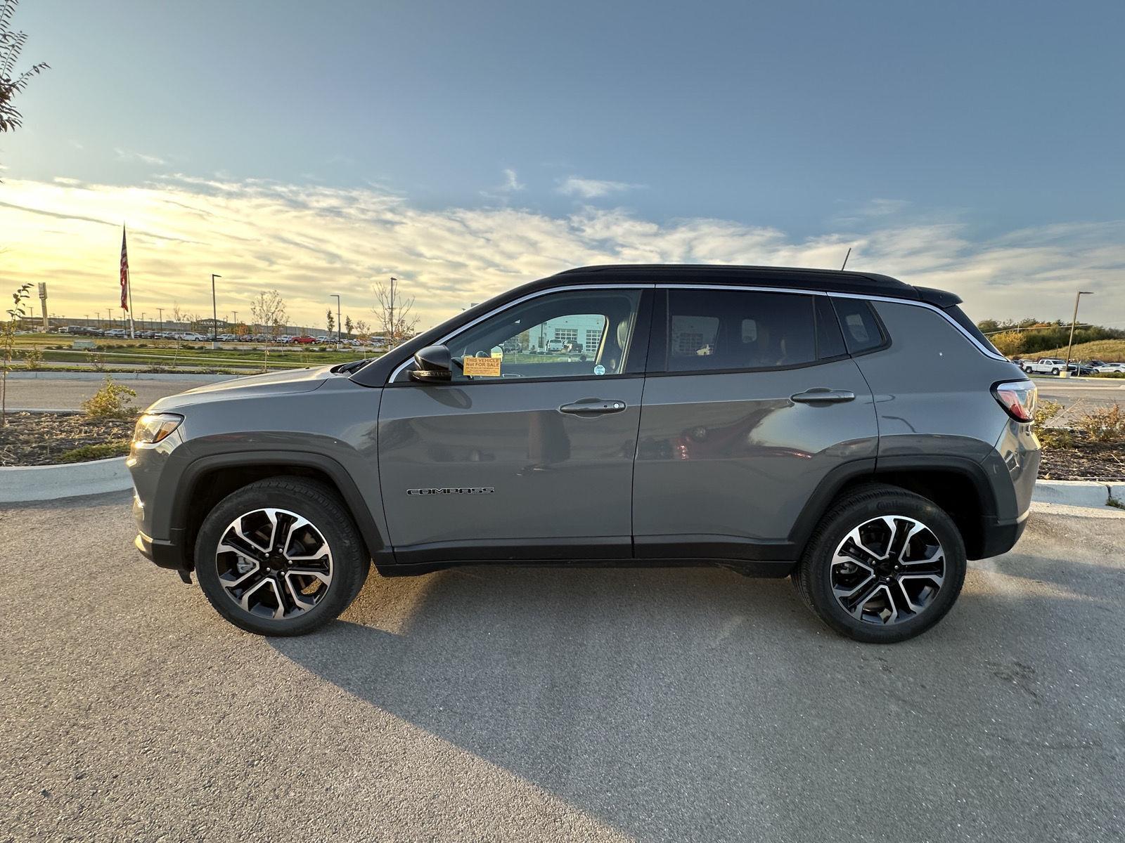 Used 2024 Jeep Compass Limited with VIN 3C4NJDCN9RT597036 for sale in Kansas City