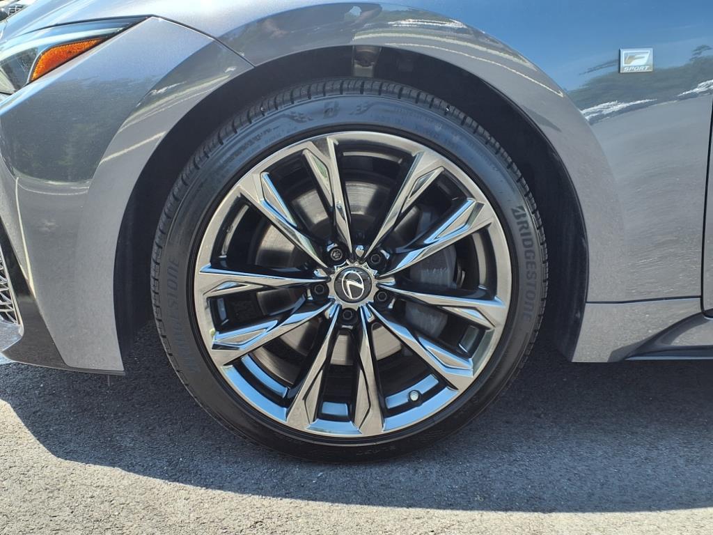 2022 Lexus IS 350 F SPORT AWD photo 5