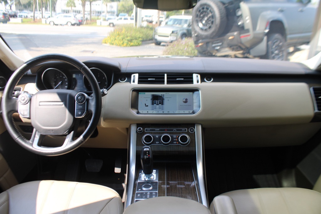 2017 Land Rover Range Rover Sport HSE photo 30