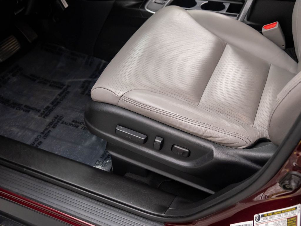 2015 Honda CR-V EX-L photo 13