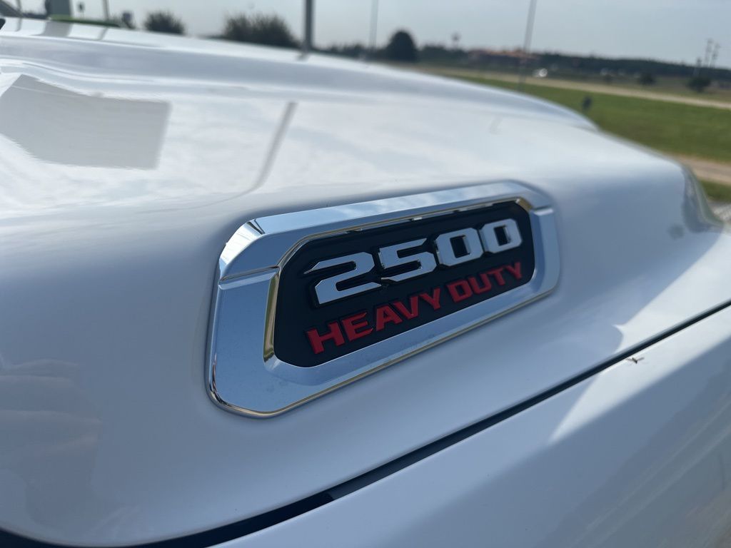 2026 Ram 2500 Tradesman photo 8