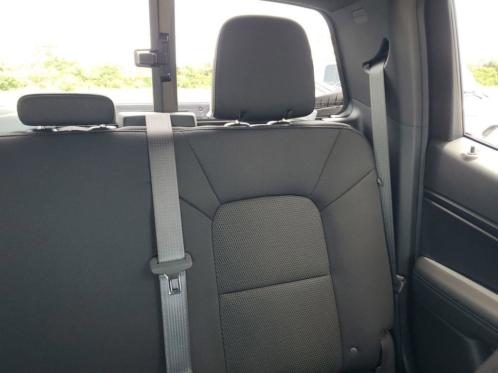 2025 Chevrolet Colorado Work Truck LT photo 13