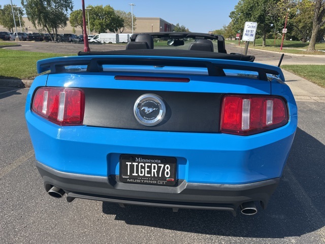 2011 Ford Mustang GT Premium photo 4