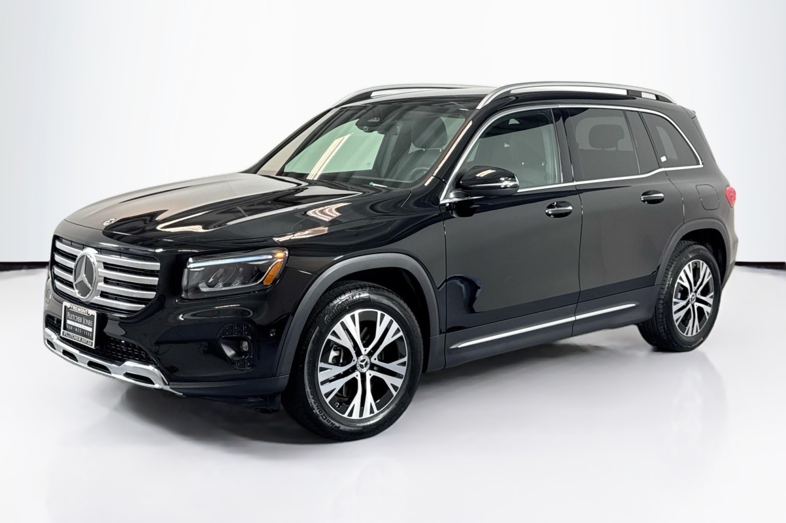 2025 Mercedes-Benz GLB Base's photo