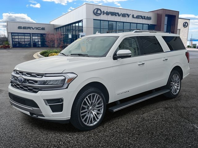 2022 Ford Expedition Platinum's photo