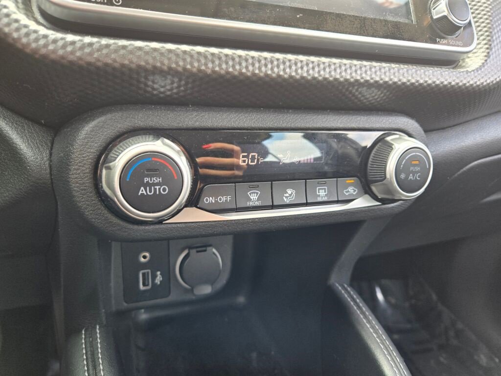 2020 Nissan Kicks SV photo 19