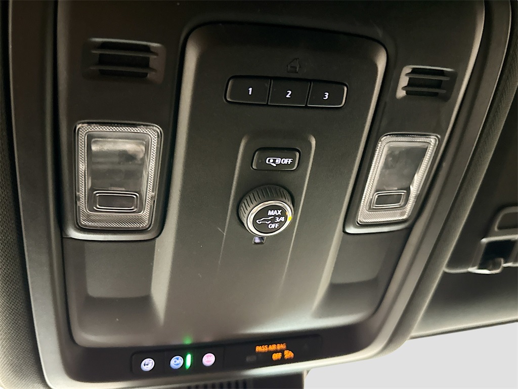 2023 Gmc Yukon SLT photo 37