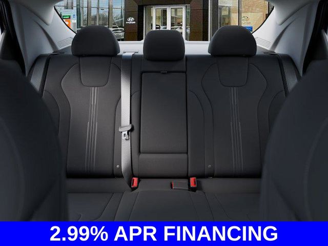 2025 Hyundai Elantra SEL Convenience photo 11