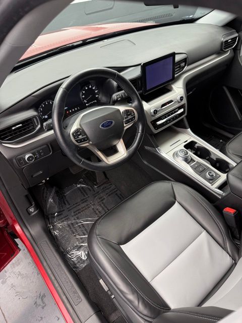 2022 Ford Explorer XLT photo 44