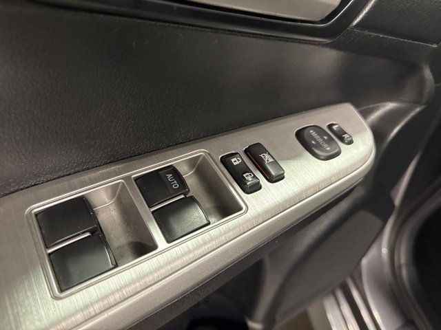 2014 Toyota Camry L photo 9
