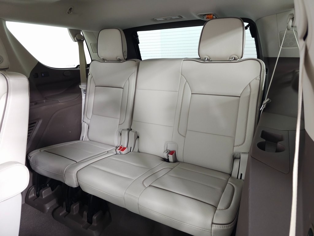 2023 GMC YUKON - Image 41