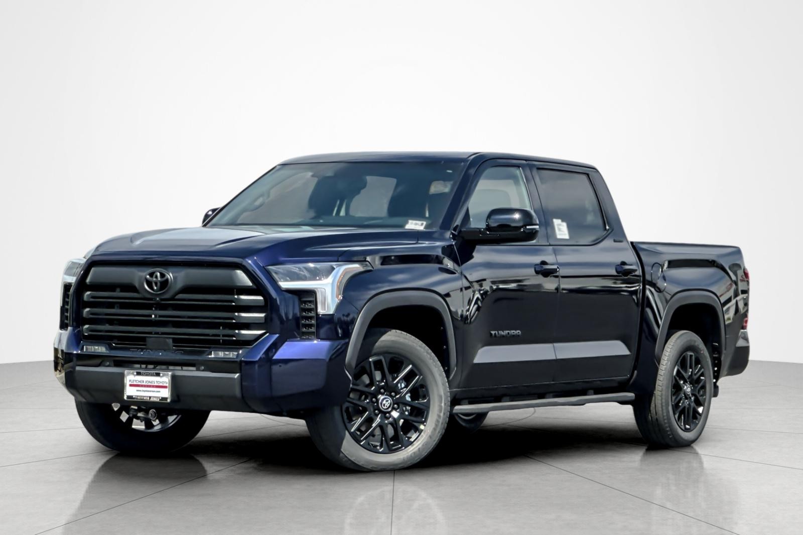 New 2025 Toyota Tundra Platinum PLATINUM CREWMAX 5.5 in