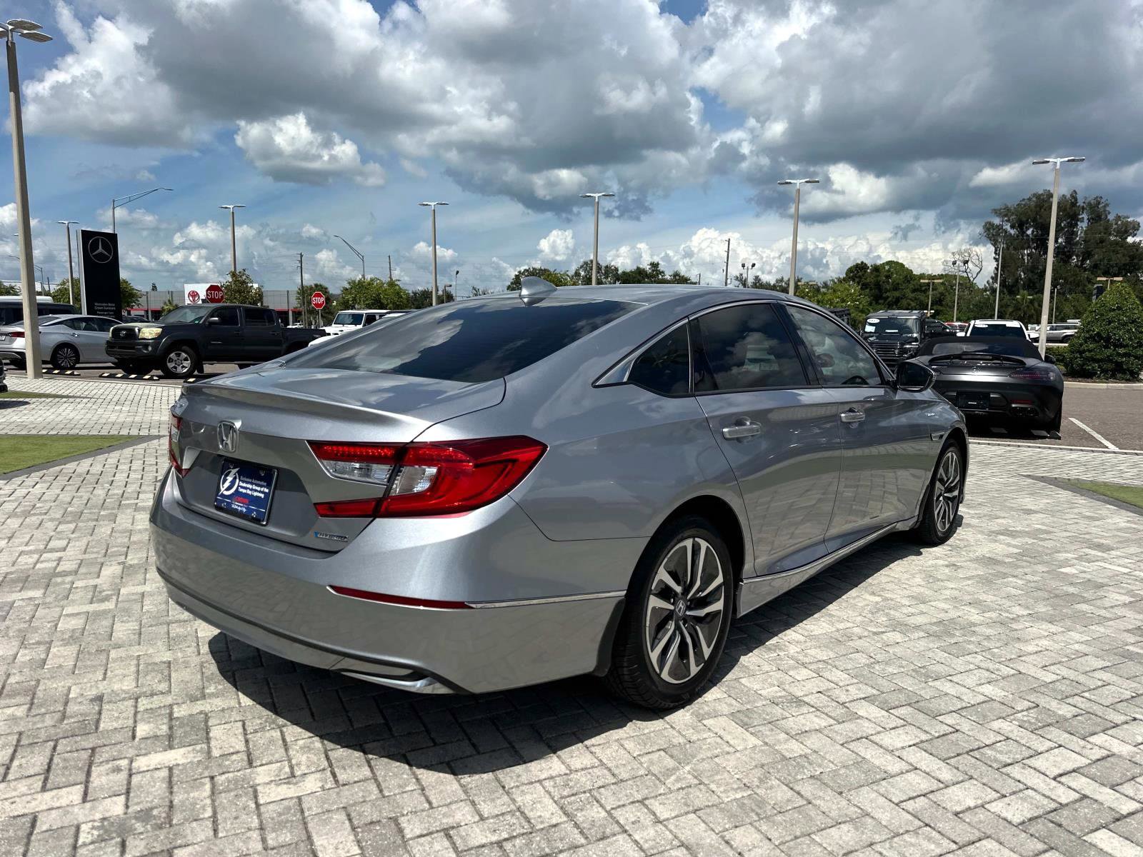 2020 Honda Accord Hybrid EX-L photo 4