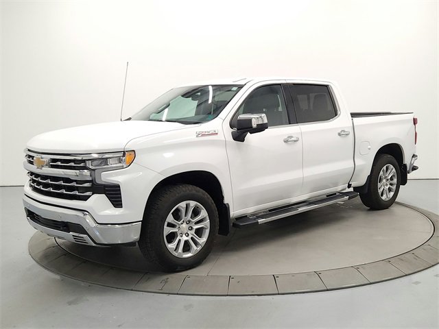 2022 Chevrolet Silverado 1500 LTZ photo 3