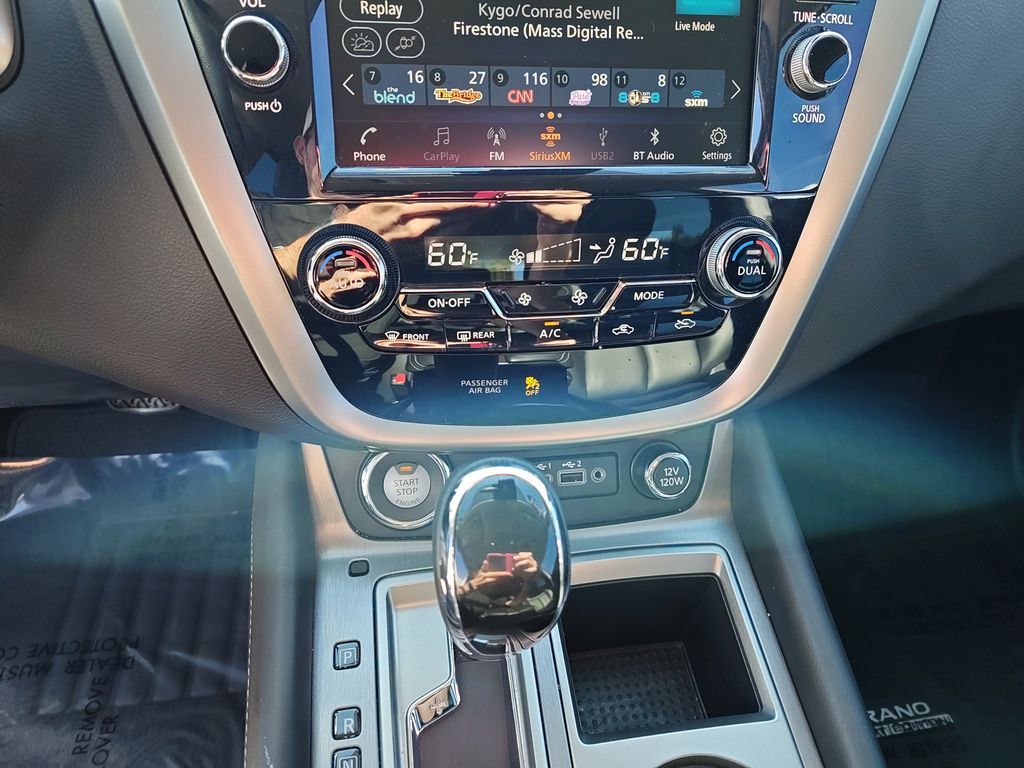 2024 Nissan Murano SV photo 23
