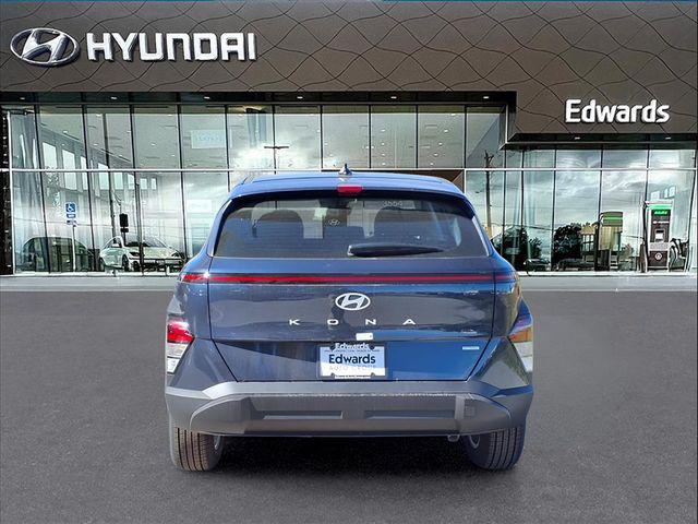 2026 Hyundai Kona SE photo 4