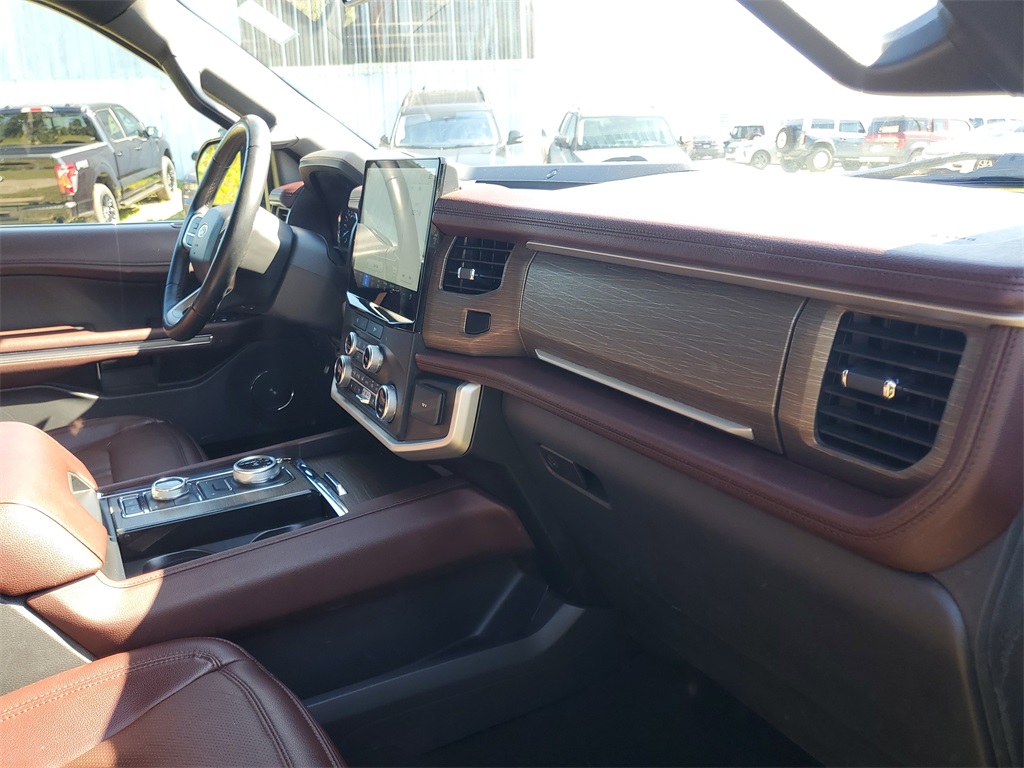 2024 Ford Expedition Limited photo 37