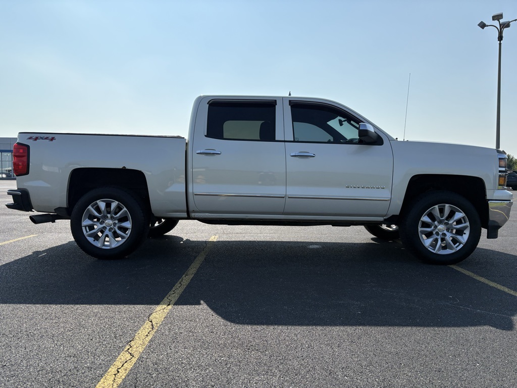 2014 Chevrolet Silverado 1500 LT photo 4
