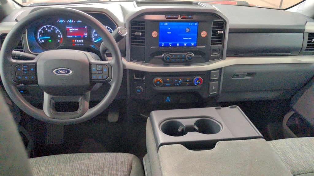 2023 Ford F-150 XLT photo 18