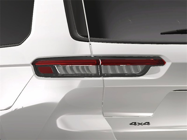 2025 Jeep Grand Cherokee Altitude X photo 12