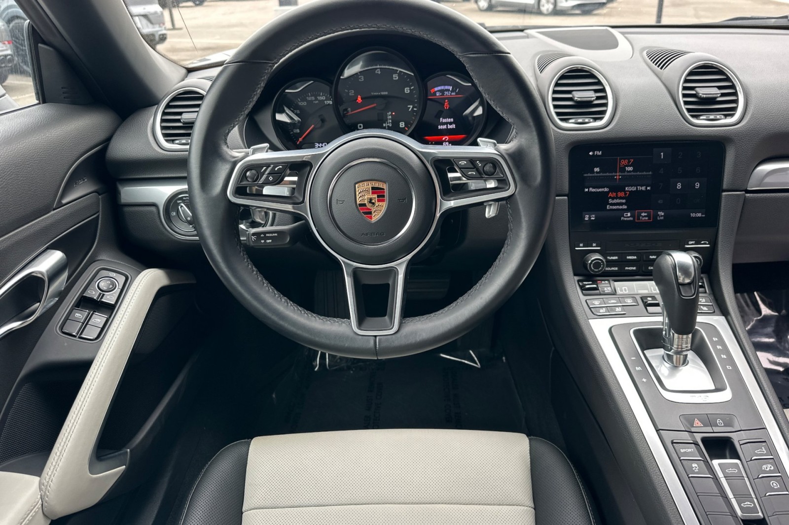 2025 Porsche Boxster photo 15