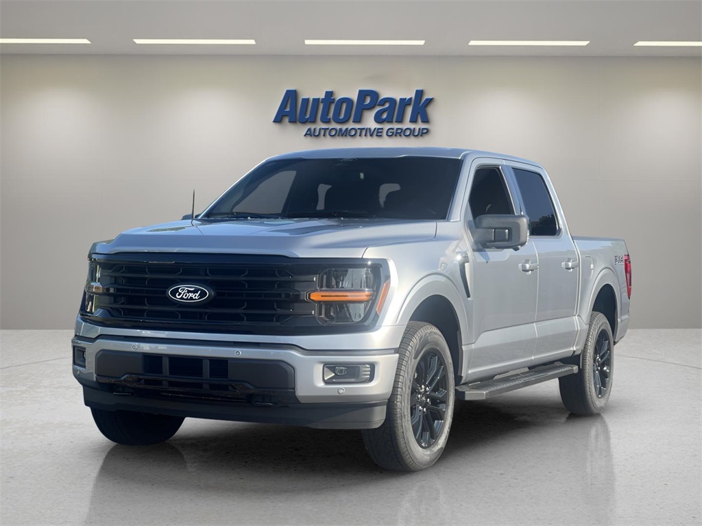 2025 Ford F-150 XLT photo 3