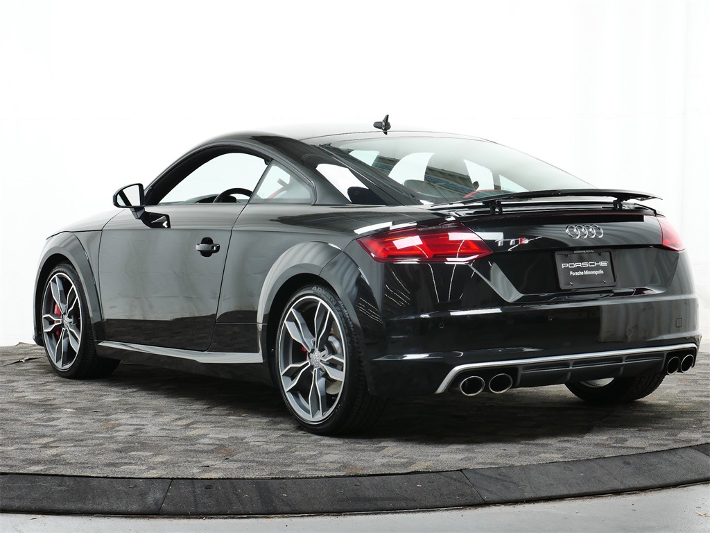 2016 Audi TTS Quattro photo 3