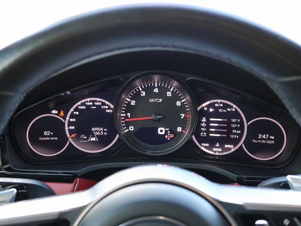 2022 Porsche Cayenne GTS photo 22