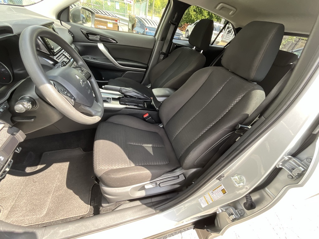 2023 Mitsubishi Eclipse Cross ES photo 5