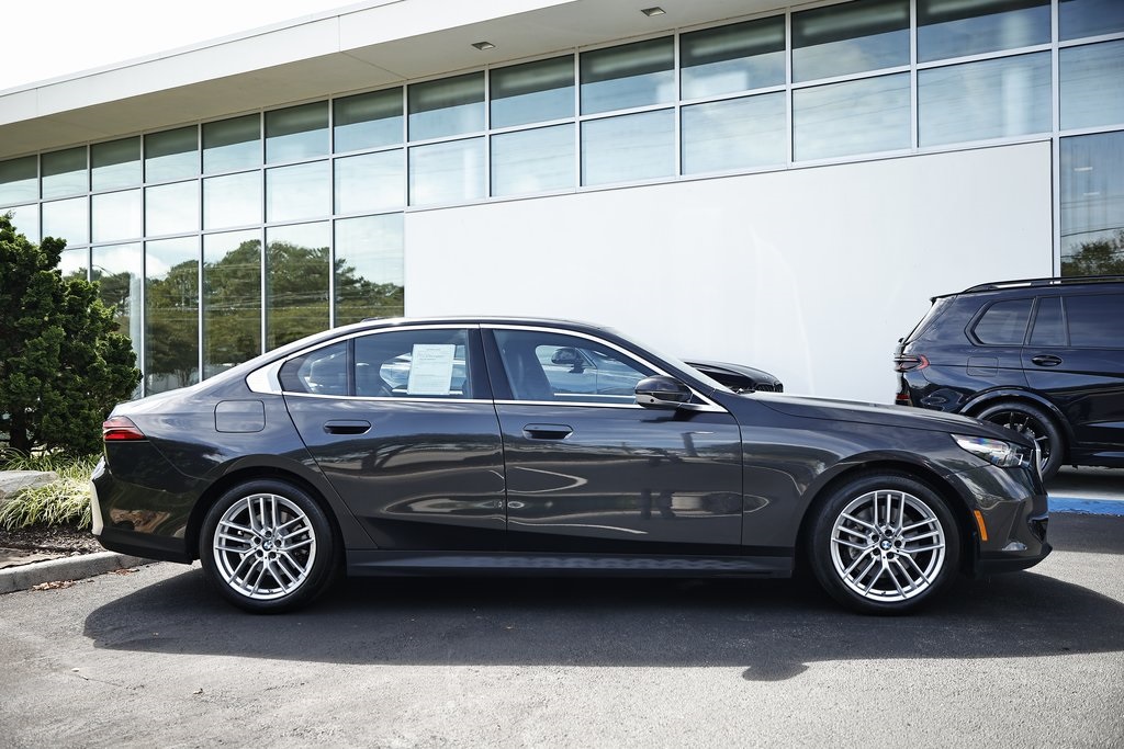 2025 Bmw 530i xDrive photo 3