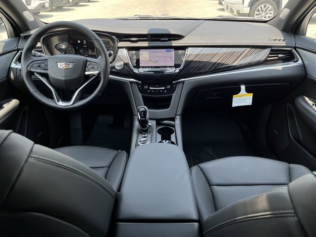 2025 Cadillac XT6 Premium Luxury photo 13