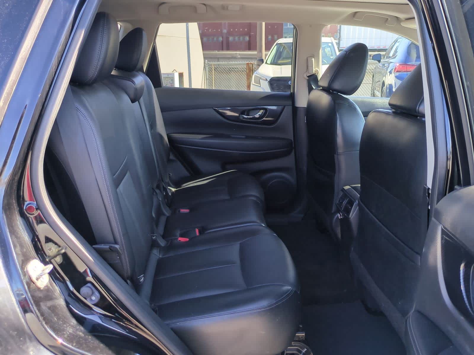 2017 Nissan Rogue SL photo 20