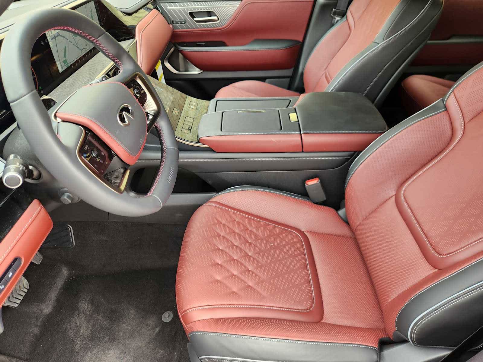 2025 Infiniti QX80 photo 8