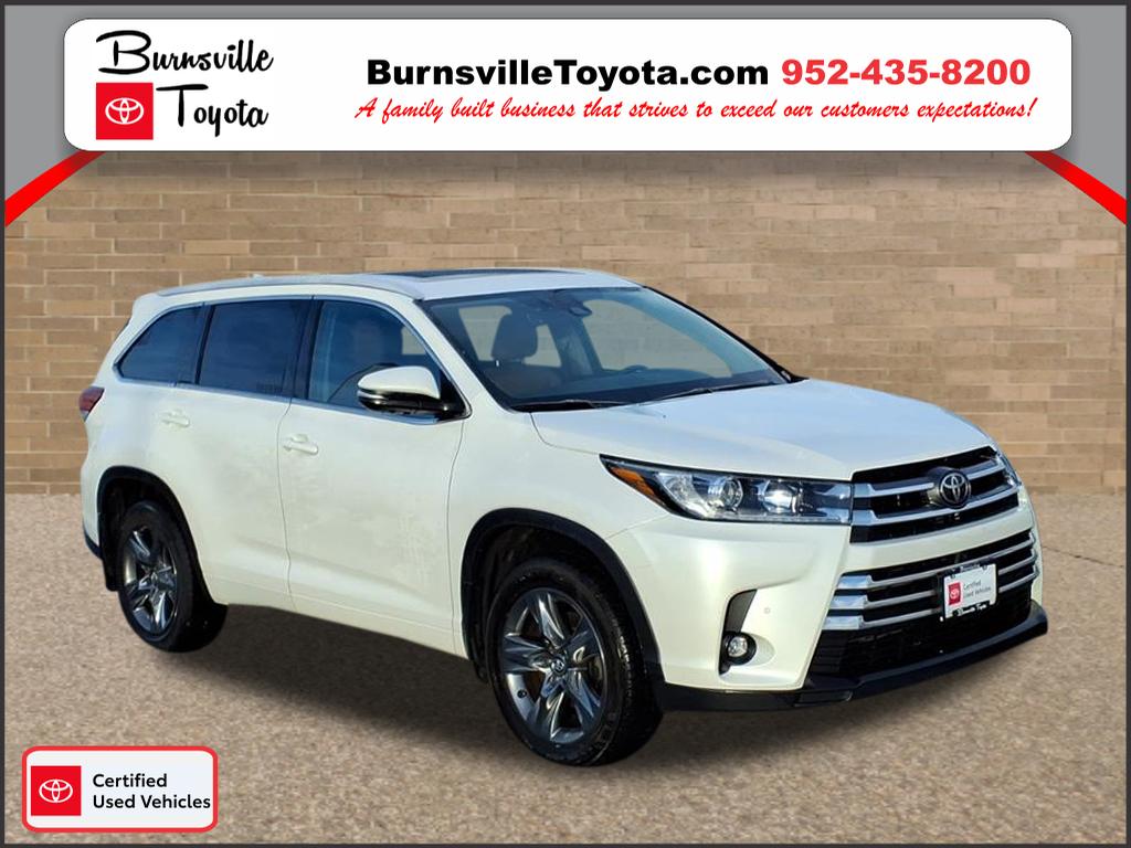 2019 Toyota Highlander Limited Platinum's photo