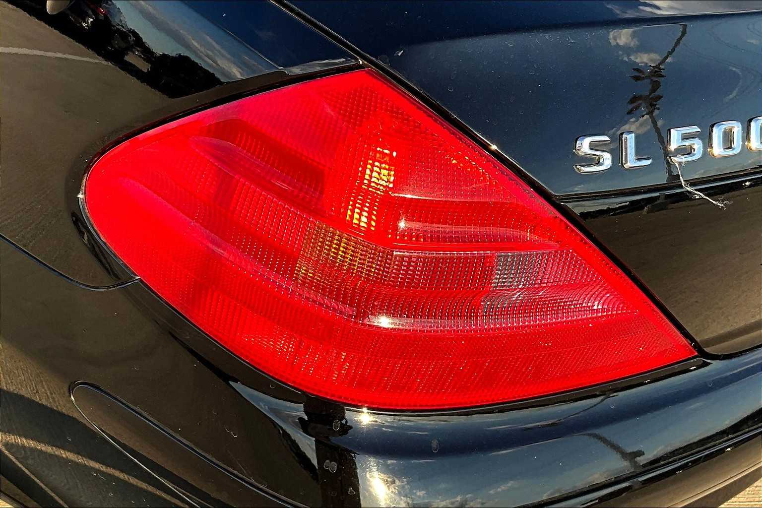 2005 Mercedes Benz SL 500 photo 24