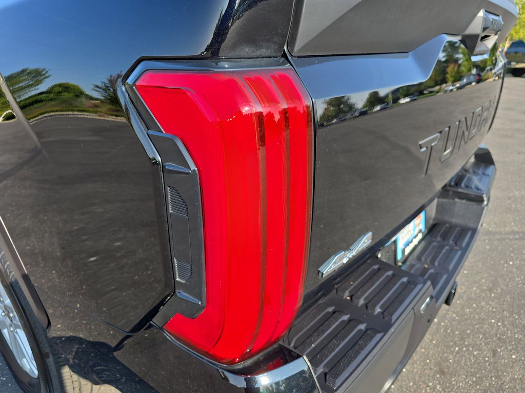 2023 Toyota Tundra SR5 photo 33