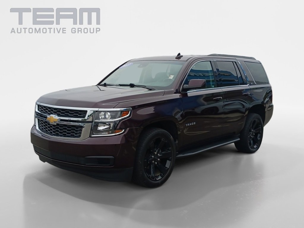 2017 Chevrolet Tahoe LT photo 3