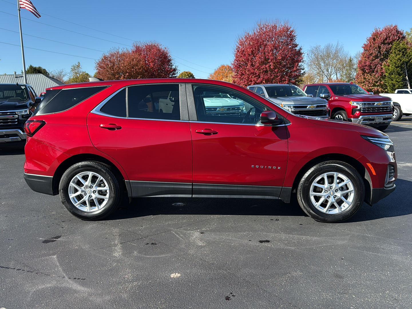 2023 Chevrolet Equinox LT photo 4