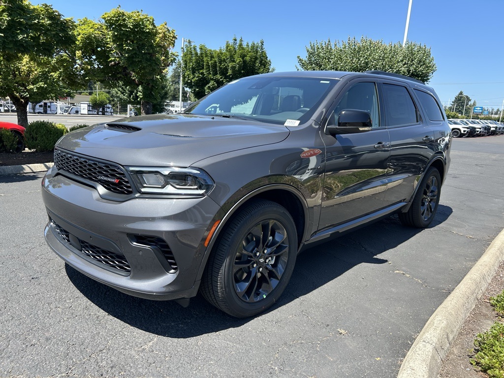 2025 Dodge Durango R/T Plus photo 2