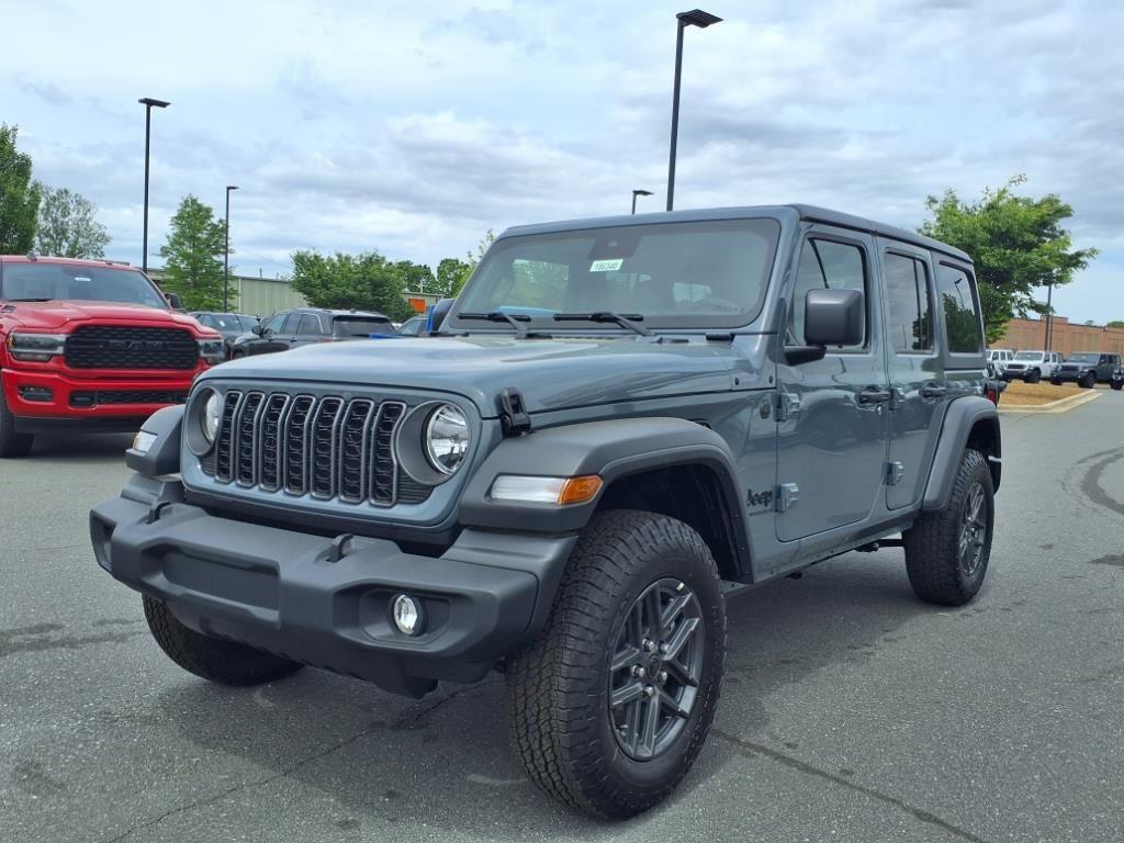 2025 Jeep Wrangler 4-Door Sport S's photo