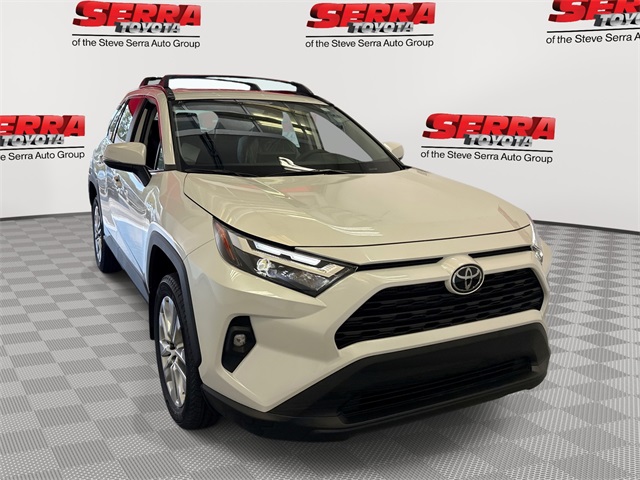 2025 Toyota RAV4 XLE Premium's photo