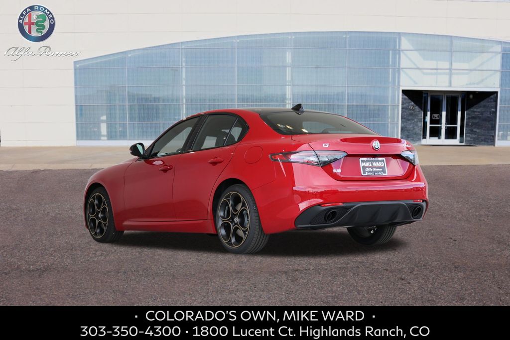 2025 Alfa Romeo Giulia SPRINT photo 2