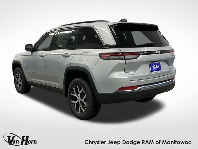 2025 Jeep Grand Cherokee Limited photo 3
