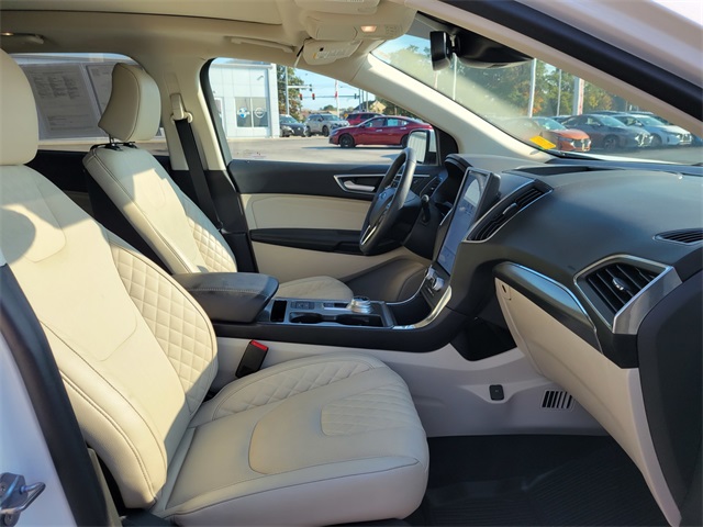 2024 Ford Edge Titanium photo 20