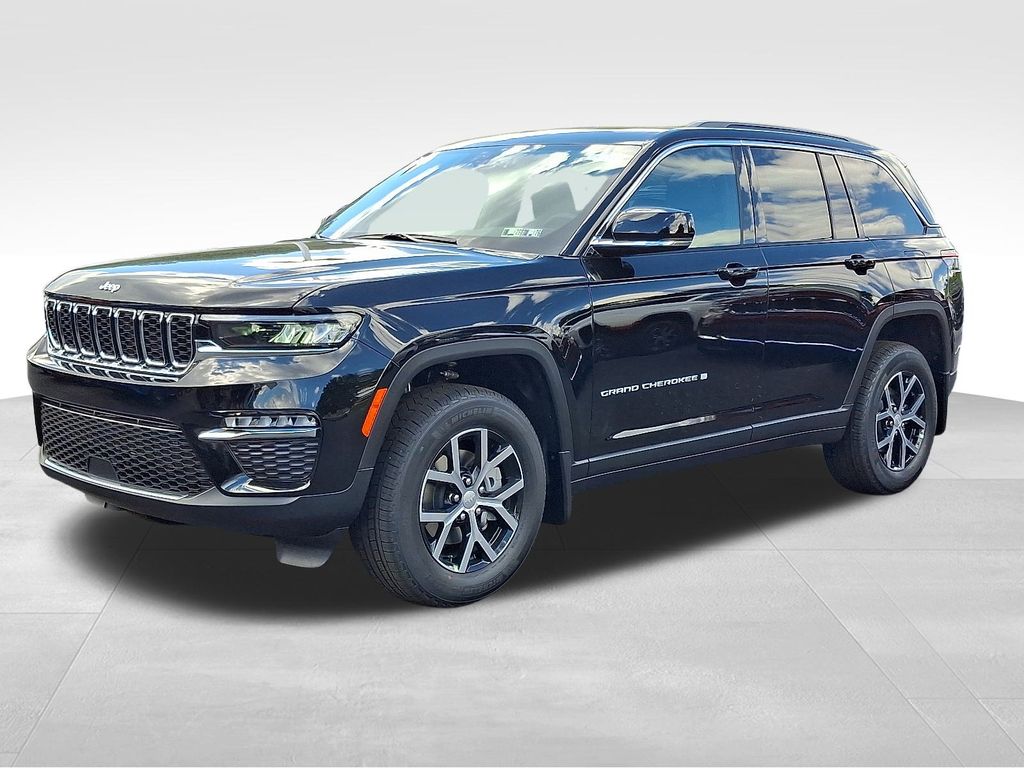2025 Jeep Grand Cherokee Limited photo 3