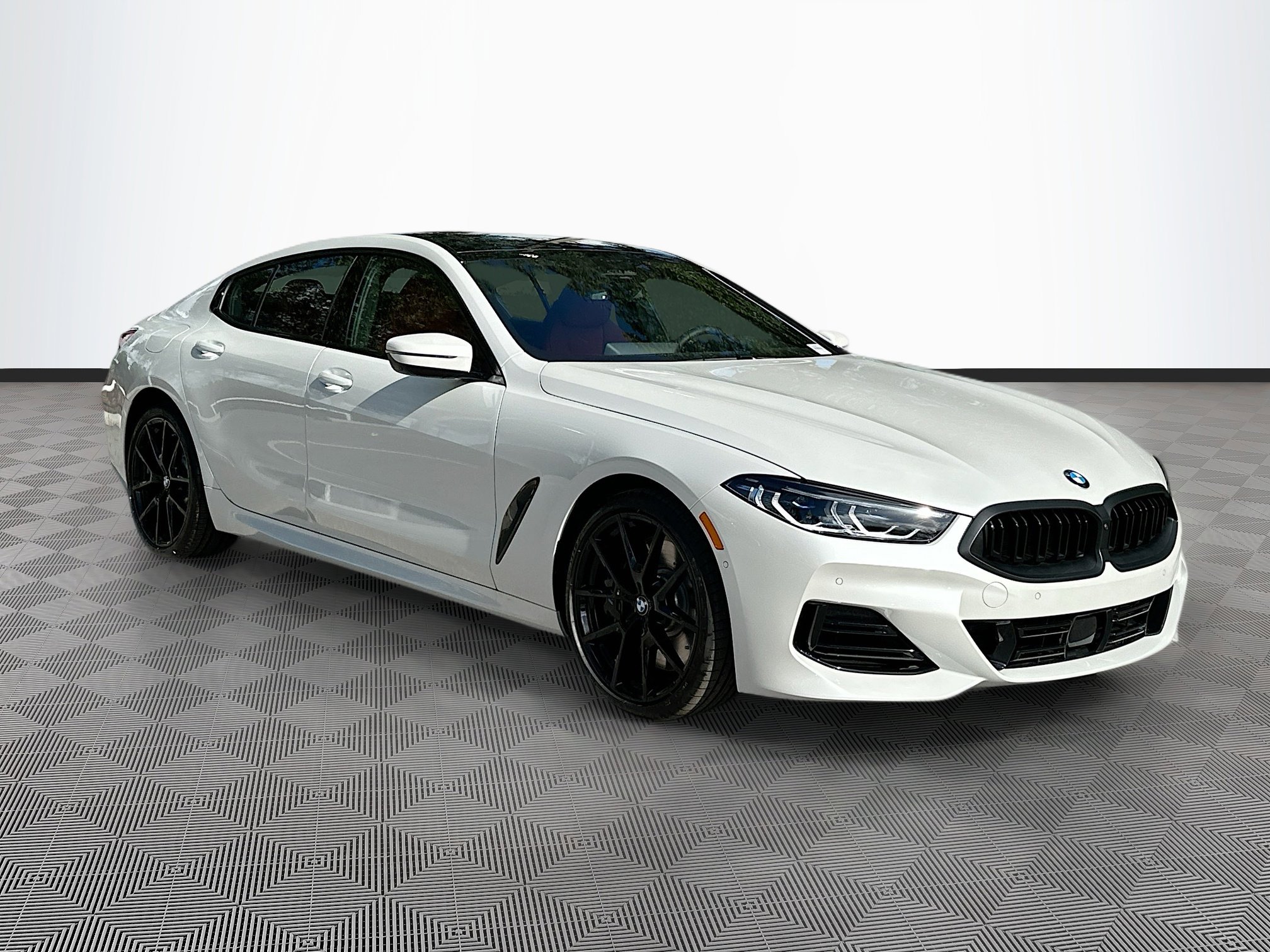 2026 BMW 8 Series 840i's photo