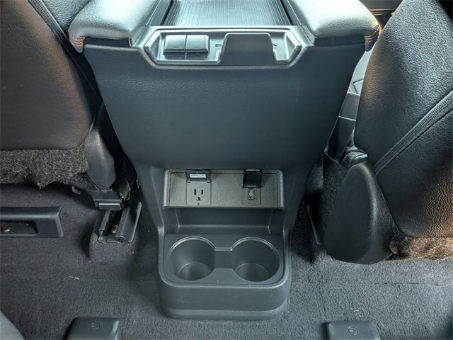2022 Toyota Sienna XSE photo 28