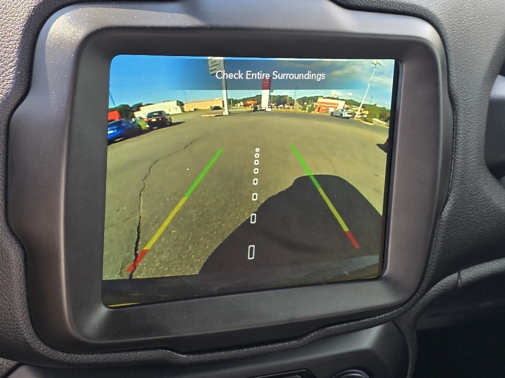 2022 Jeep Renegade Altitude photo 4